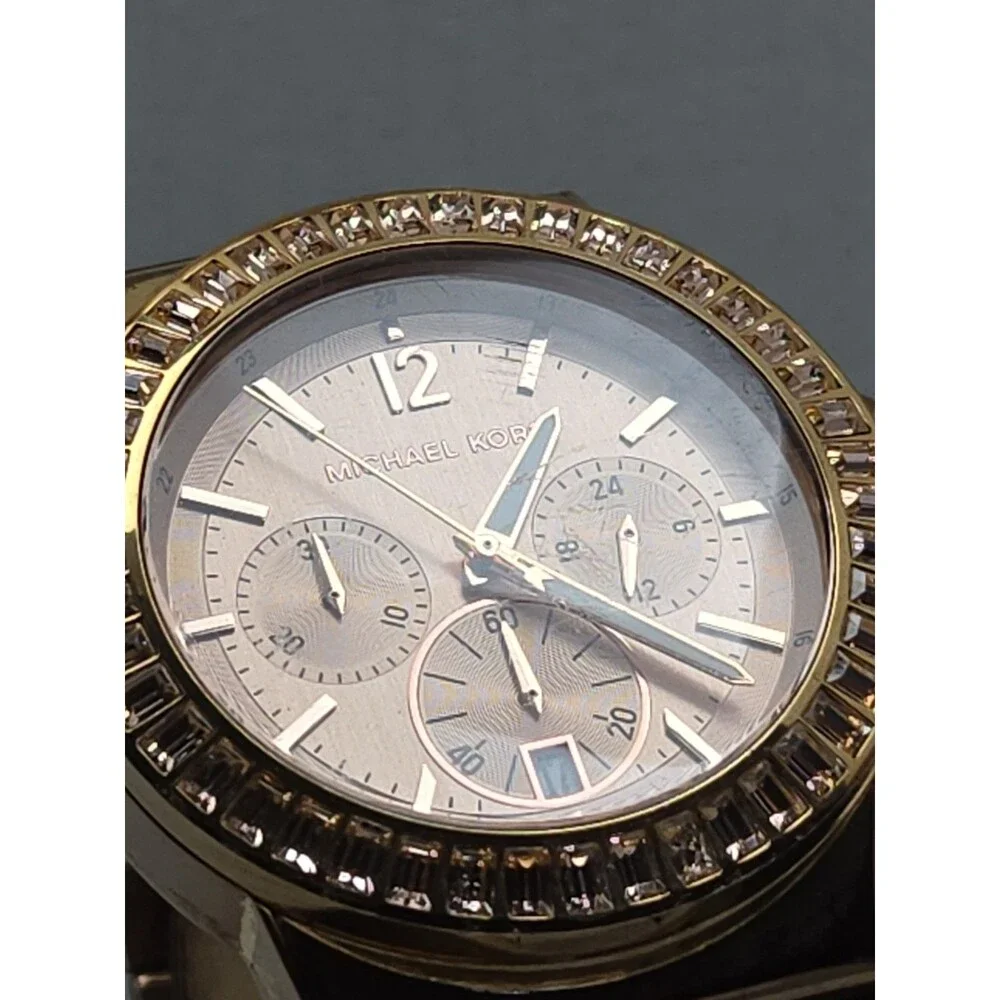 Michael Kors Dylan Womens Rose Gold Baguette Bezel Chronograph Watch New Battery